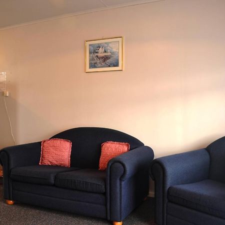 Feilding Motel Bagian luar foto
