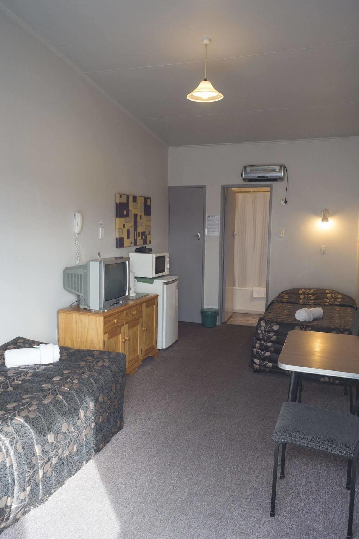 Feilding Motel Bagian luar foto