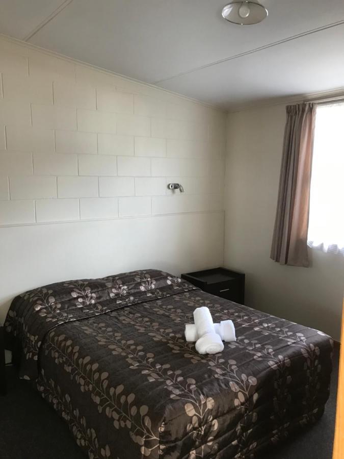 Feilding Motel Bagian luar foto