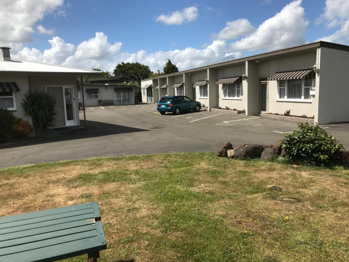 Feilding Motel Bagian luar foto